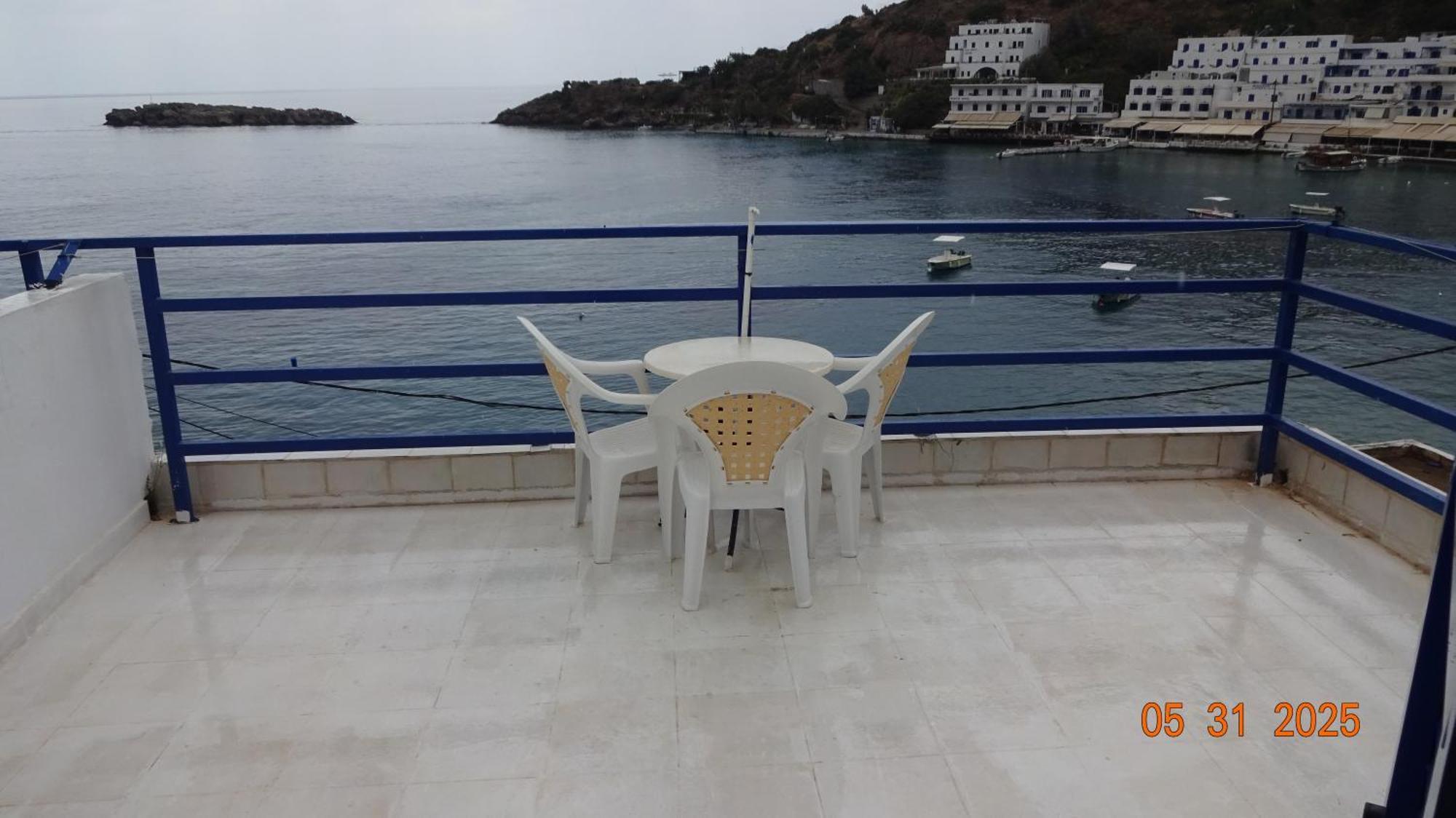 Scirocco Rooms Loutro Exterior foto
