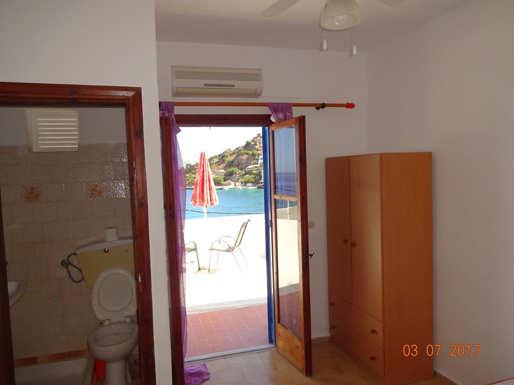 Scirocco Rooms Loutro Exterior foto