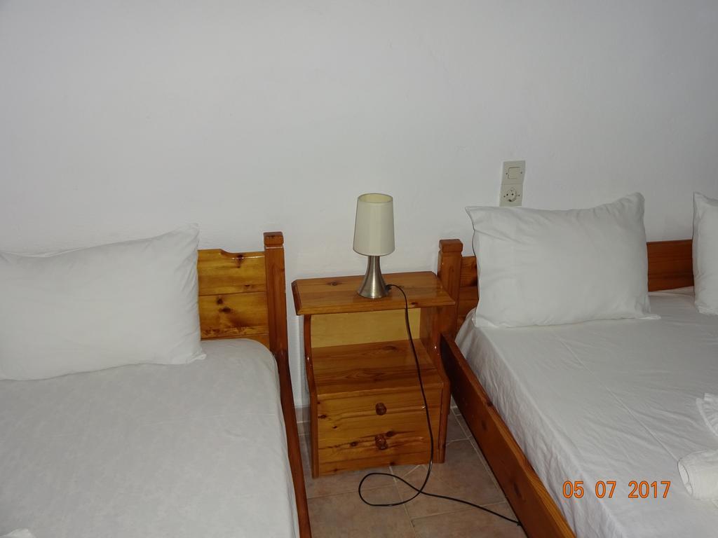 Scirocco Rooms Loutro Exterior foto